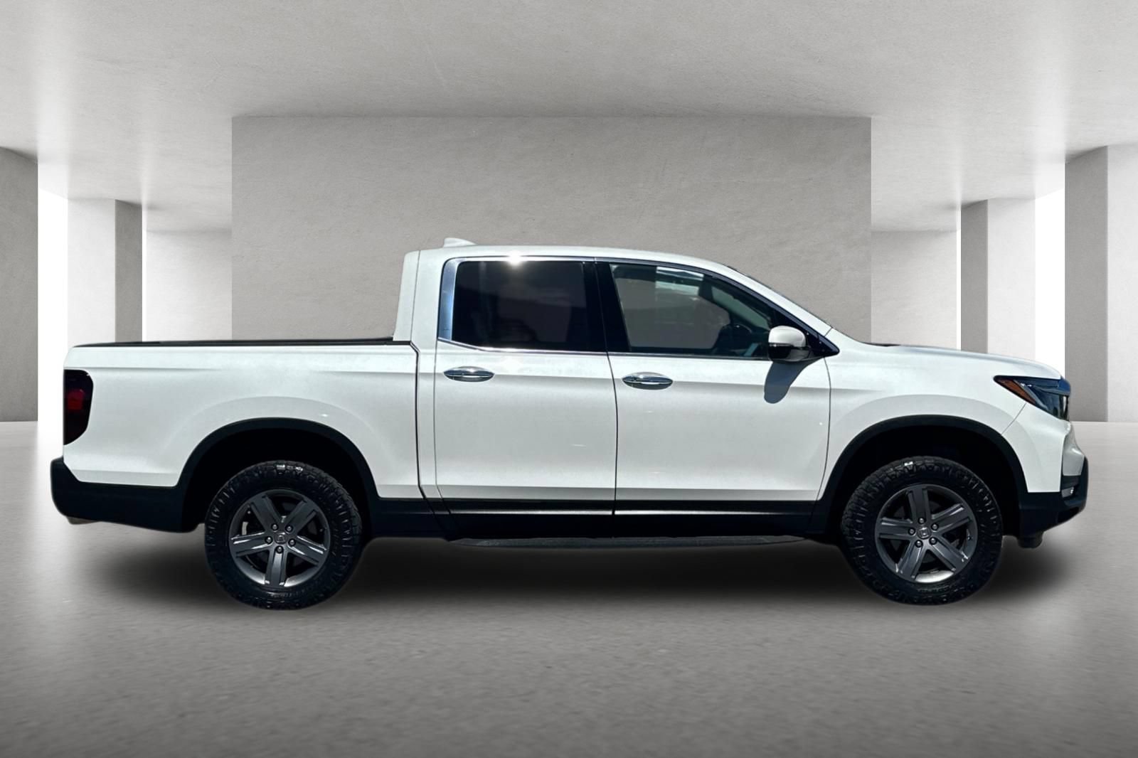 Used 2021 Honda Ridgeline RTL-E image 3