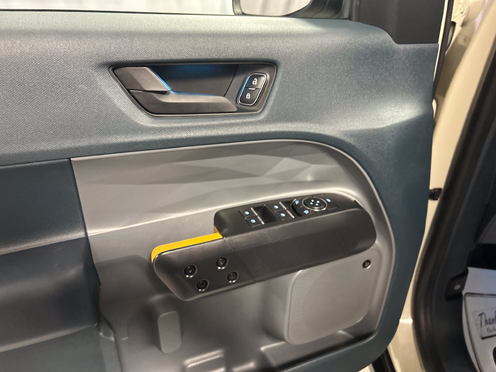 Used 2025 Ford Maverick Tremor AWD/4WD image 14