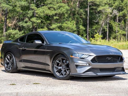 Used 2019 Ford Mustang GT w/ Performance Package - Level 2 RWD image 3