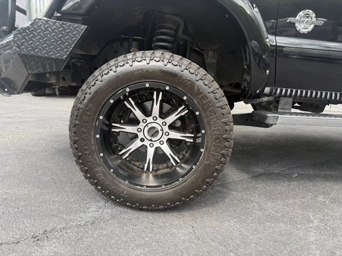 Used 2015 Ford F250 Platinum w/ FX4 Off-Road Package image 29