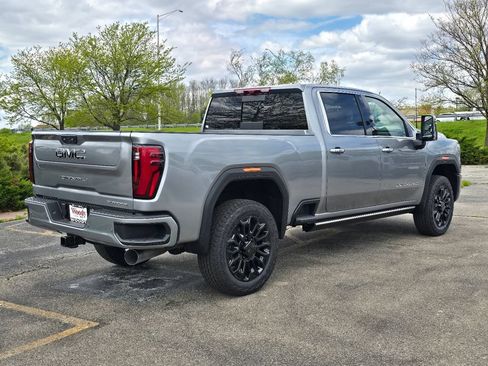 Used 2026 GMC Sierra 2500 Denali Ultimate w/ Snow Plow Prep/Camper Package AWD/4WD image 9