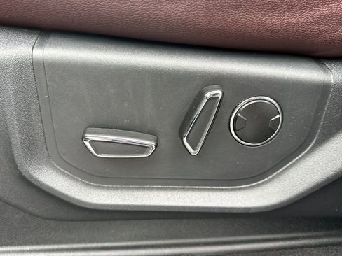 Used 2024 Ford Expedition Max Limited image 13