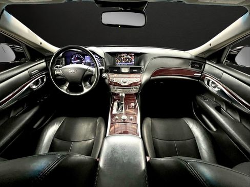 Used 2017 INFINITI Q70 L 3.7 image 19