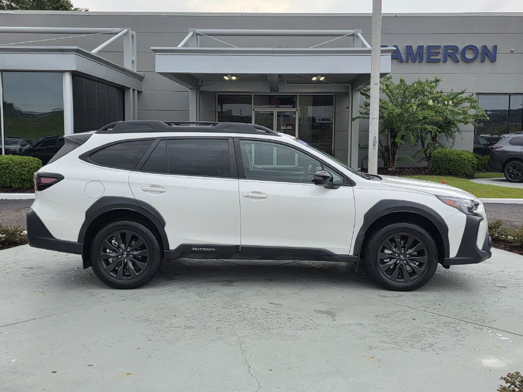 Used 2024 Subaru Outback Onyx Edition AWD/4WD image 30