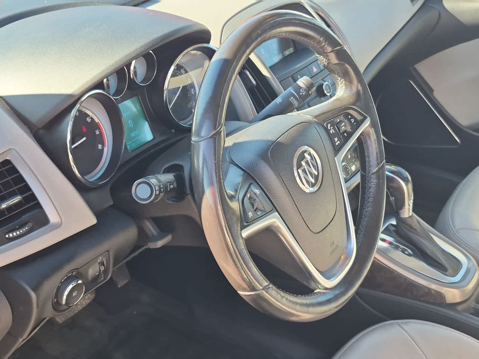 Used 2013 Buick Verano FWD image 10