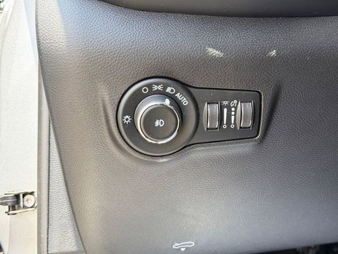 Used 2023 Jeep Compass Trailhawk AWD/4WD image 31