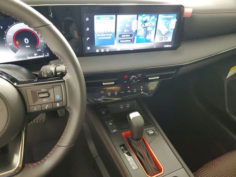 New 2026 Nissan Kicks SR w/ Illumination Package image 16