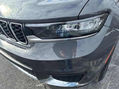 New 2025 Jeep Grand Cherokee L Laredo w/ Luxury Tech Group I image 10