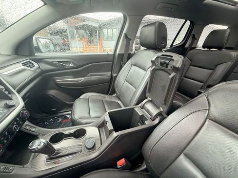 Used 2017 GMC Acadia SLT image 29