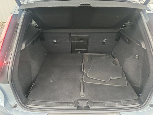 Used 2022 Volvo XC40 T5 Momentum AWD/4WD image 20