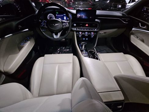 Used 2022 Genesis G70 2.0T image 14