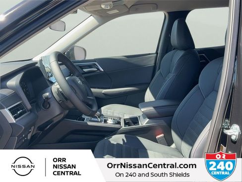 New 2026 Nissan Rogue SL AWD/4WD image 17