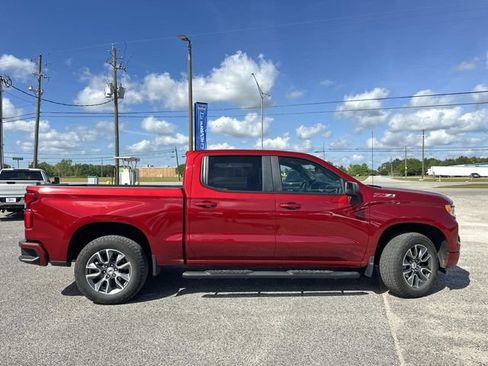 Used 2024 Chevrolet Silverado 1500 RST AWD/4WD image 7