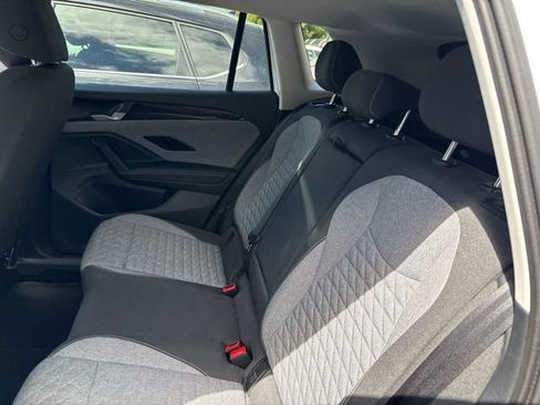 Used 2025 Volkswagen Tiguan S FWD image 8