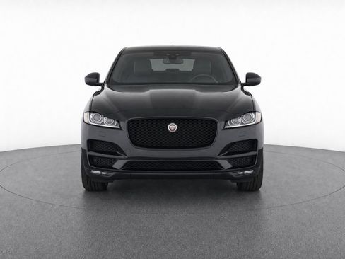 Used 2019 Jaguar F-PACE Prestige AWD/4WD image 5
