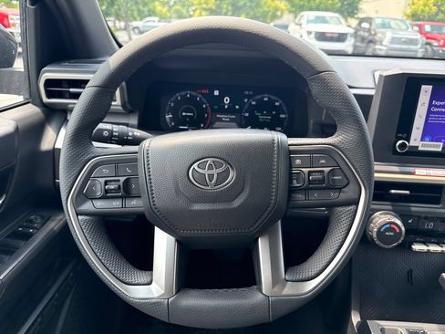 New 2026 Toyota Tacoma TRD Off-Road AWD/4WD image 15