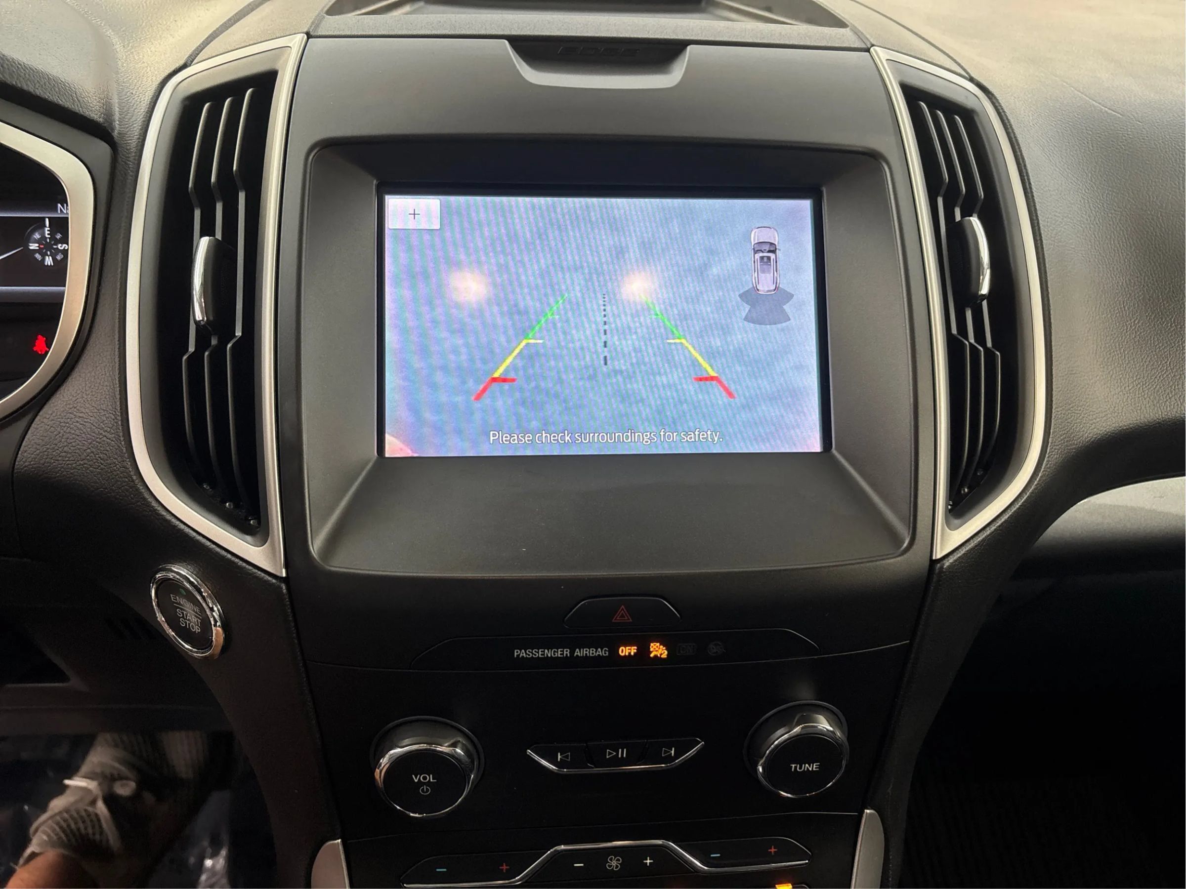 Used 2020 Ford Edge SEL w/ Convenience Package AWD/4WD image 36