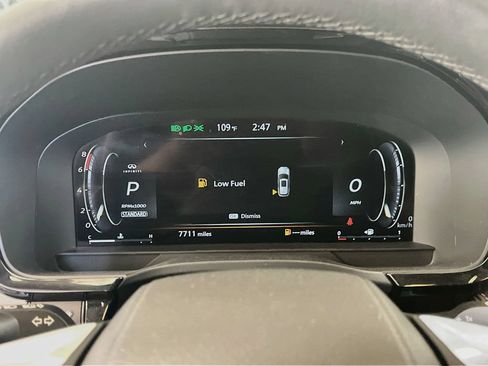 Used 2025 INFINITI QX60 Luxe FWD image 12