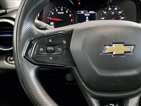 Used 2024 Chevrolet Trax LS FWD image 20