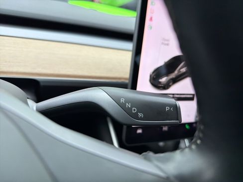 Used 2019 Tesla Model 3 Mid Range image 14