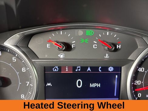 Used 2022 GMC Terrain SLT image 13