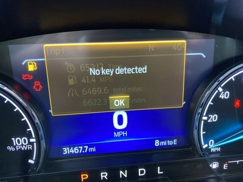 Used 2022 Ford Maverick Lariat w/ Lariat Luxury Package image 6