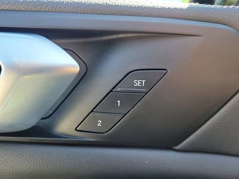 Used 2022 BMW X5 xDrive45e w/ Climate Comfort Package AWD/4WD image 25