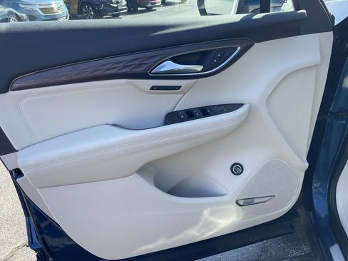 Used 2023 Buick Envision Avenir AWD/4WD image 14