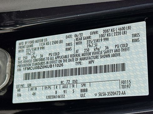 Used 2022 Ford Escape SE w/ SE Sport Appearance Package image 12