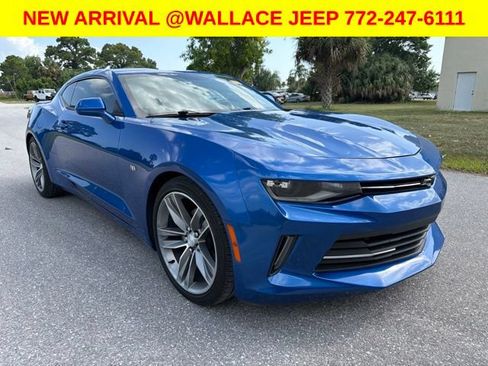 Used 2017 Chevrolet Camaro LT RWD image 1