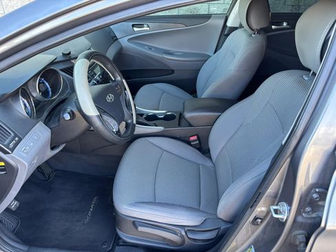 Used 2012 Hyundai Sonata GLS image 9