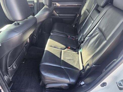 Used 2010 Lexus GX 460 image 5