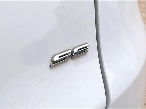 Used 2014 Ford Fusion SE FWD image 11