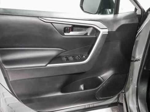 Certified 2023 Toyota RAV4 XLE image 21