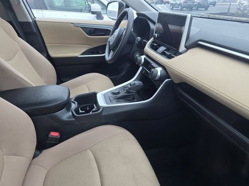 Used 2023 Toyota RAV4 LE image 16
