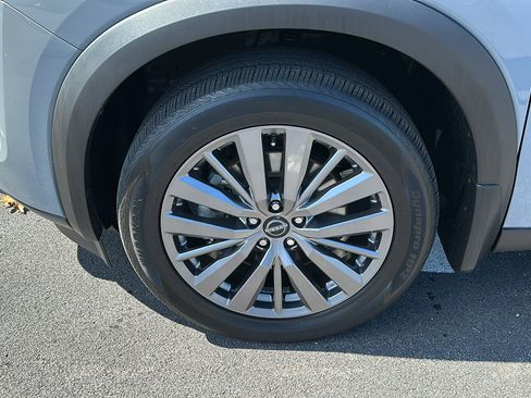 Certified 2024 Nissan Pathfinder SL w/ SL Premium Package image 9