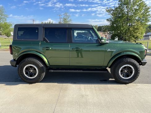 Used 2022 Ford Bronco Outer Banks image 10