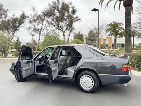 Used 1987 Mercedes-Benz 300 D Turbo image 31