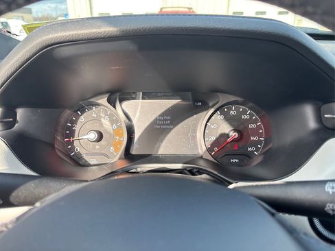 Used 2025 Jeep Compass Limited image 21