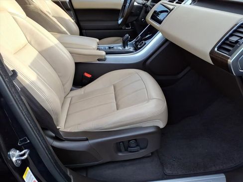Used 2020 Land Rover Range Rover Sport HSE image 8