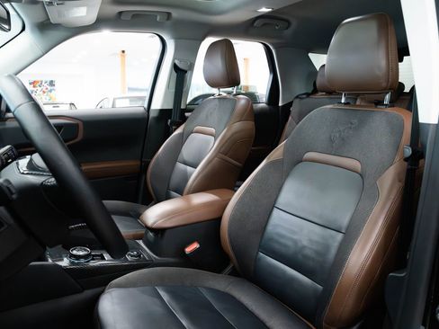 Used 2022 Ford Bronco Sport Outer Banks w/ Tech Package image 18