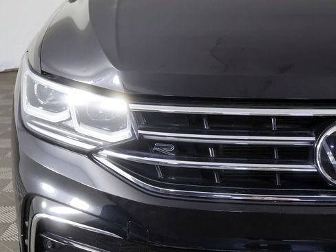 Used 2023 Volkswagen Tiguan SEL R-Line AWD/4WD image 15
