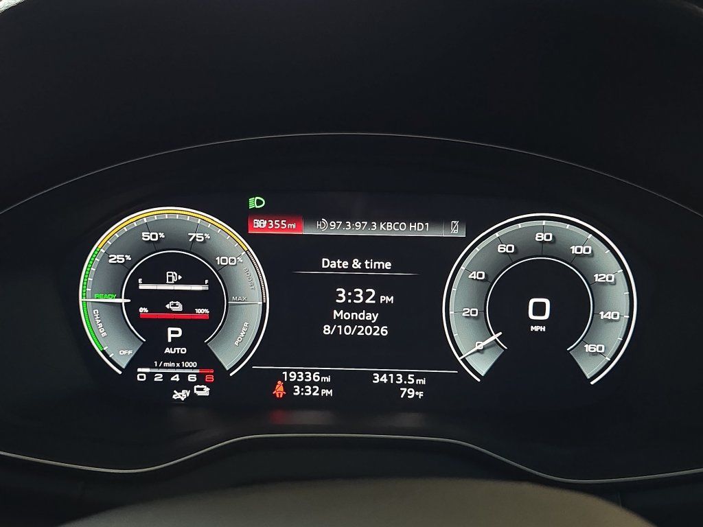 Certified 2024 Audi Q5 e Premium Plus w/ Premium Plus Package AWD/4WD image 17