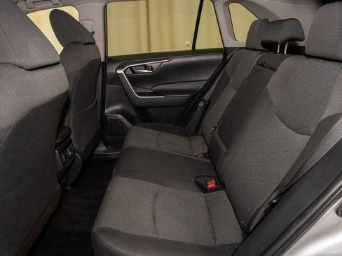 Used 2024 Toyota RAV4 XLE image 7