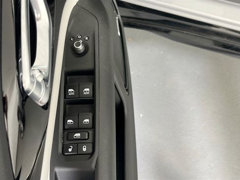 Used 2022 Jeep Compass Limited w/ Elite Group AWD/4WD image 18