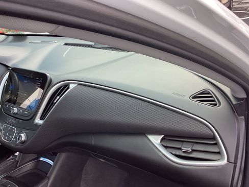 Used 2023 Chevrolet Malibu LT image 15