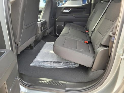 New 2026 Chevrolet Silverado 1500 LT w/ Z71 Off-Road Package image 6