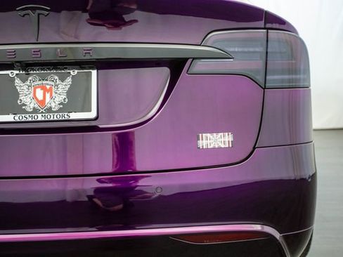 Used 2022 Tesla Model X Plaid image 39