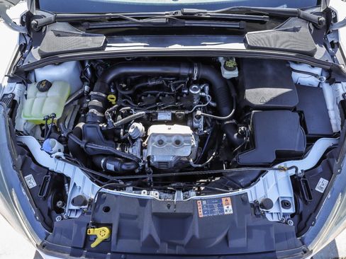 Used 2017 Ford Focus SE image 15