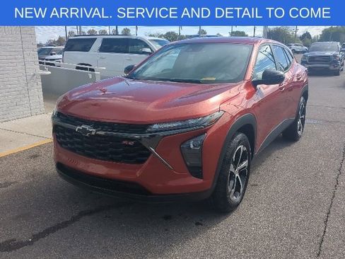 Certified 2024 Chevrolet Trax RS w/ Driver Confidence Package FWD image 1